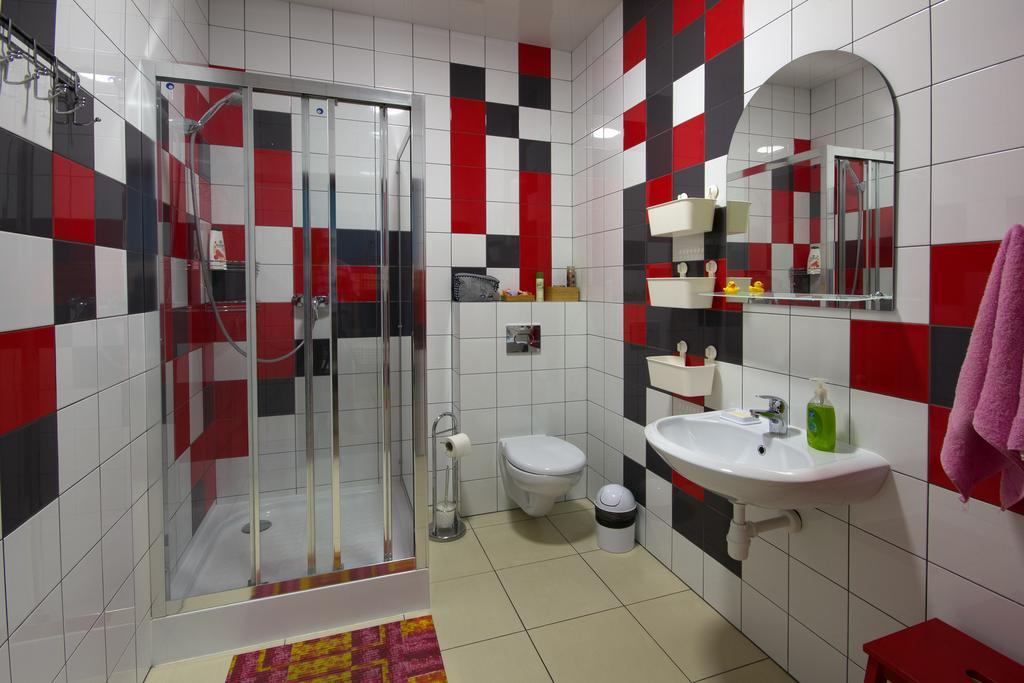 Flatcom Hostel Мінськ Екстер'єр фото